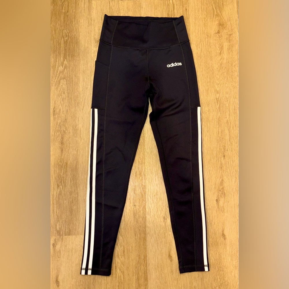 ADIDAS CLIMALITE leggings. Size Small.